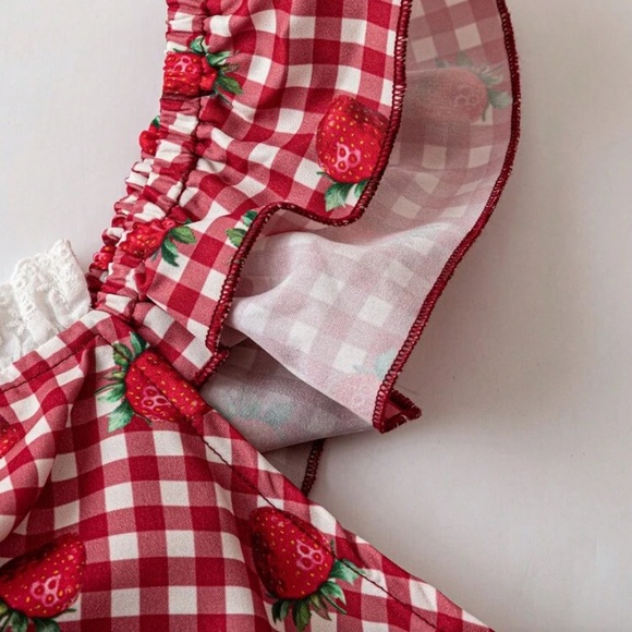 Retro Red Gingham Ruffle Top - Picture 3 of 5